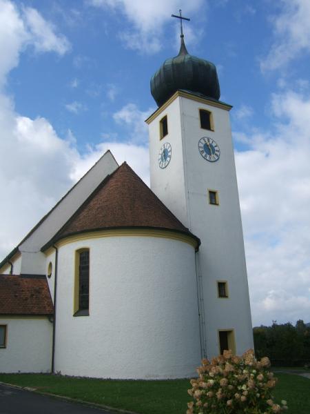 Kirche Lederdorn.jpg