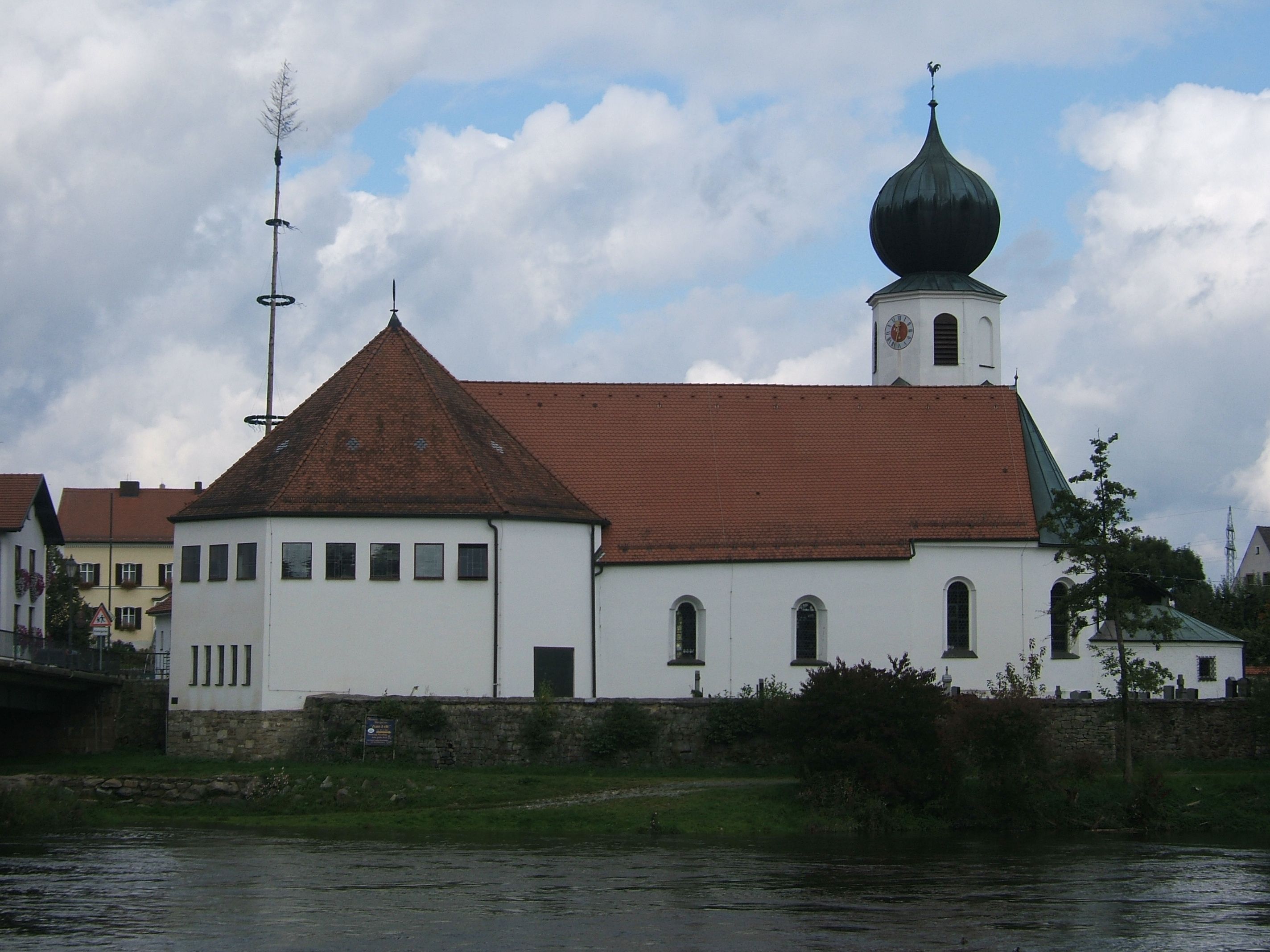 Kirche Chamerau.jpg