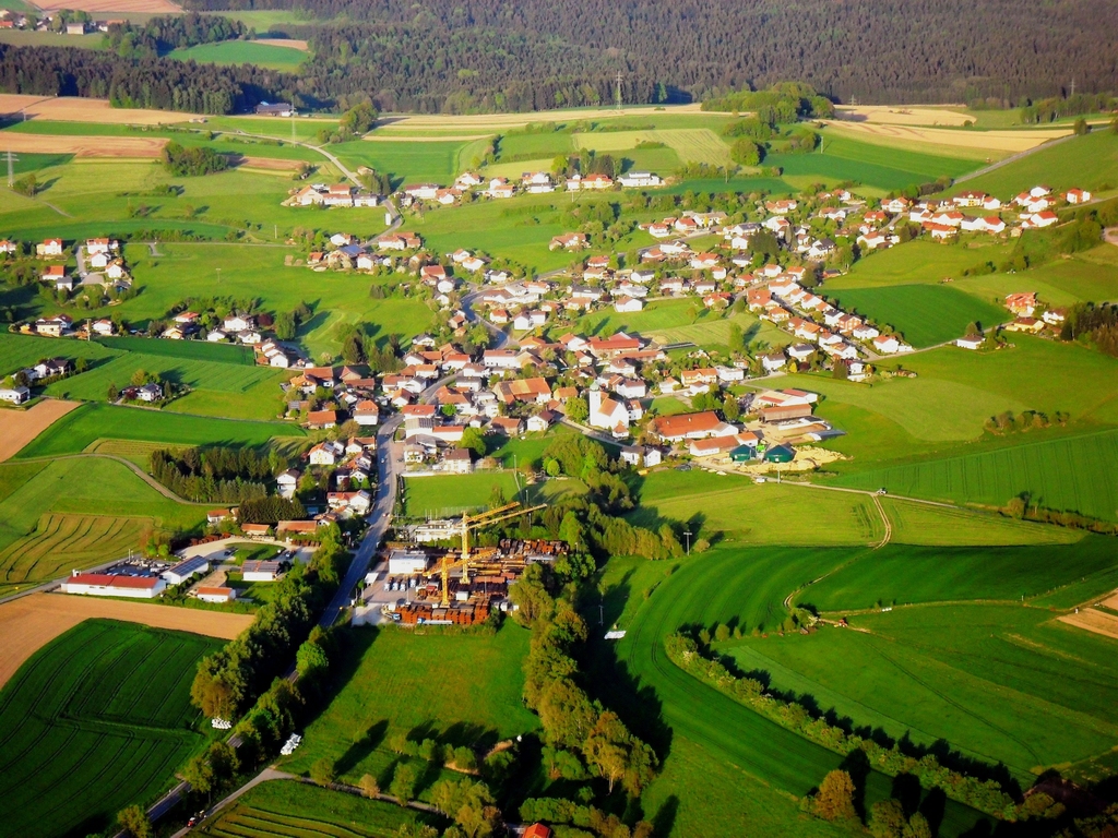 Auf den Spuren der Geschichte(n) eines Dorfes