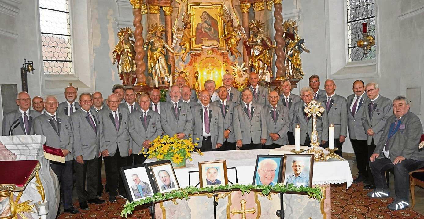 Verstorbene Sänger sind unvergessen