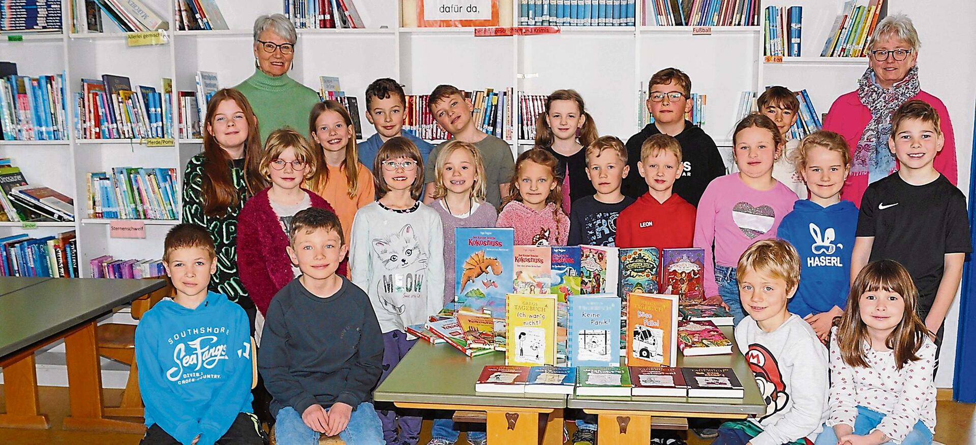 Geselligkeit-Schützen spenden 500 Euro für neue Bücher