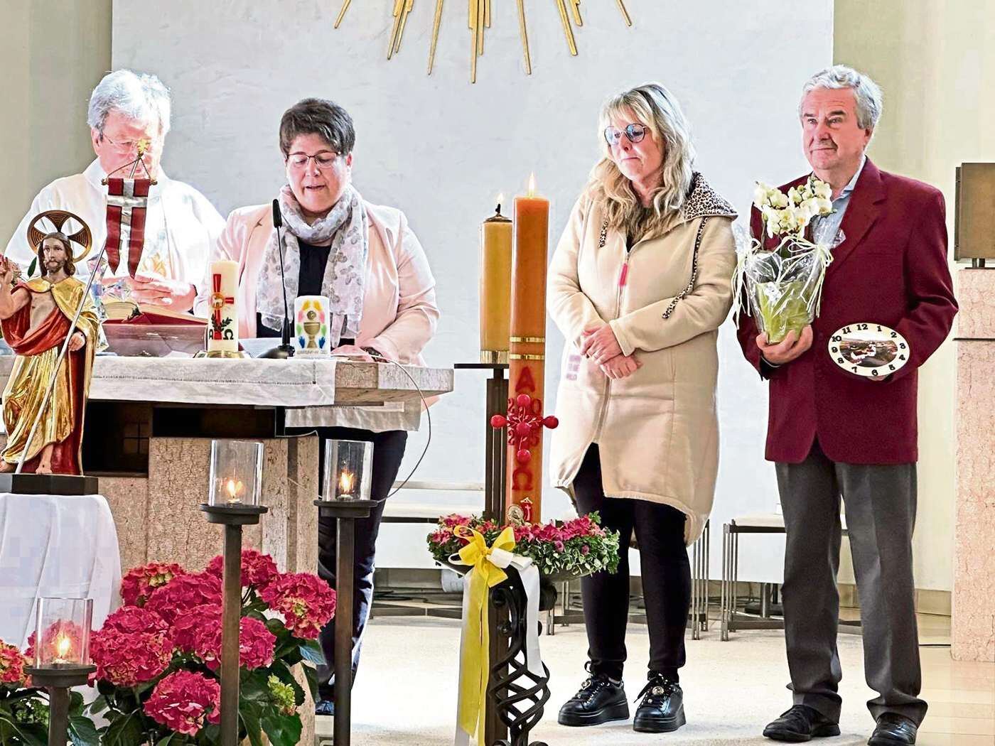 Ostereiersuche und besondere Ehrung