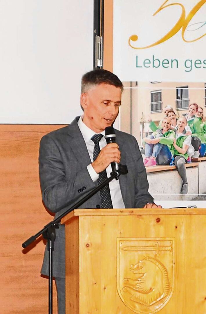 Leider haben wir keinen Alternativtext zu diesem Bild, aber wir arbeiten daran.