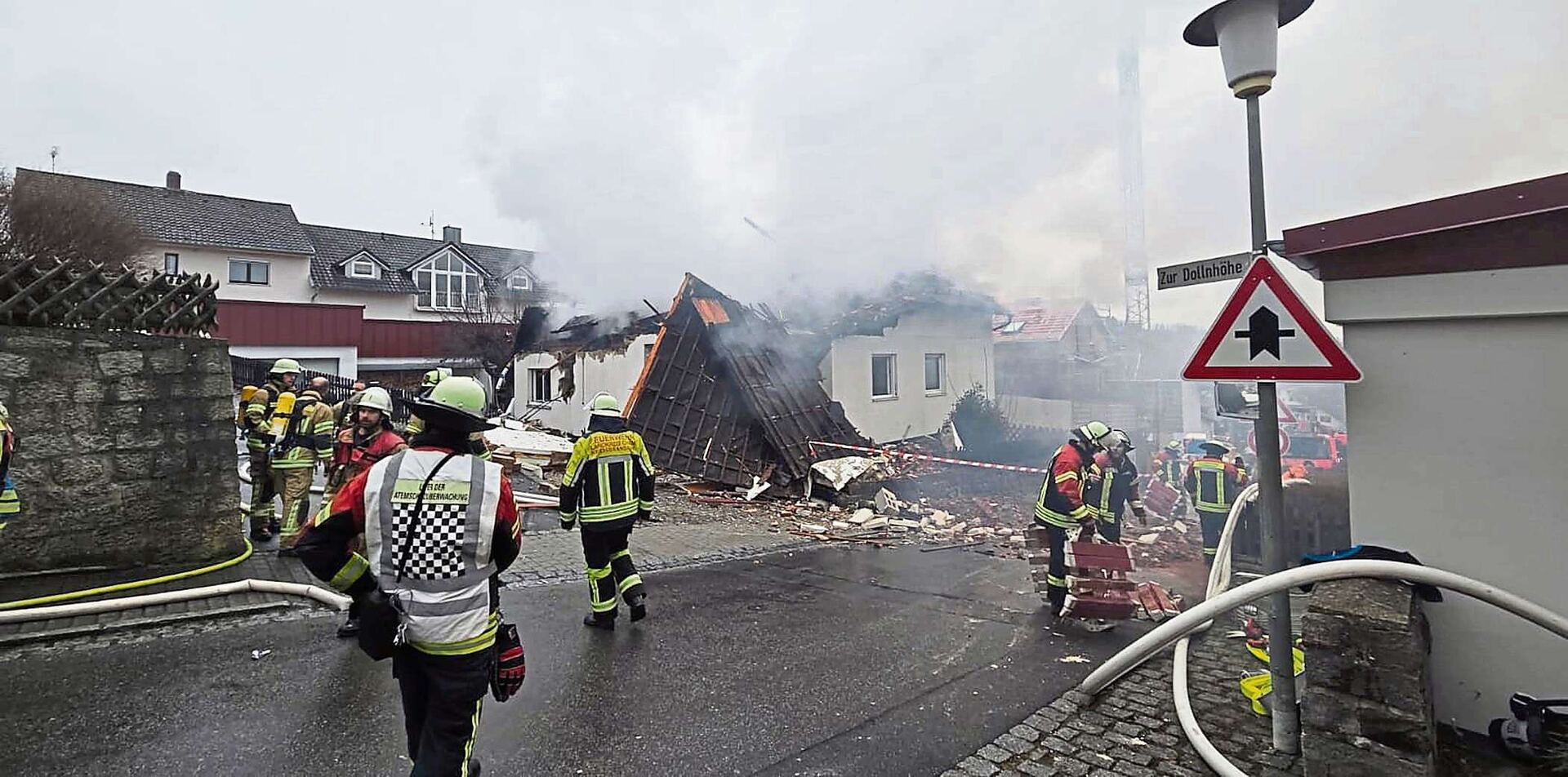 Leider haben wir keinen Alternativtext zu diesem Bild, aber wir arbeiten daran.