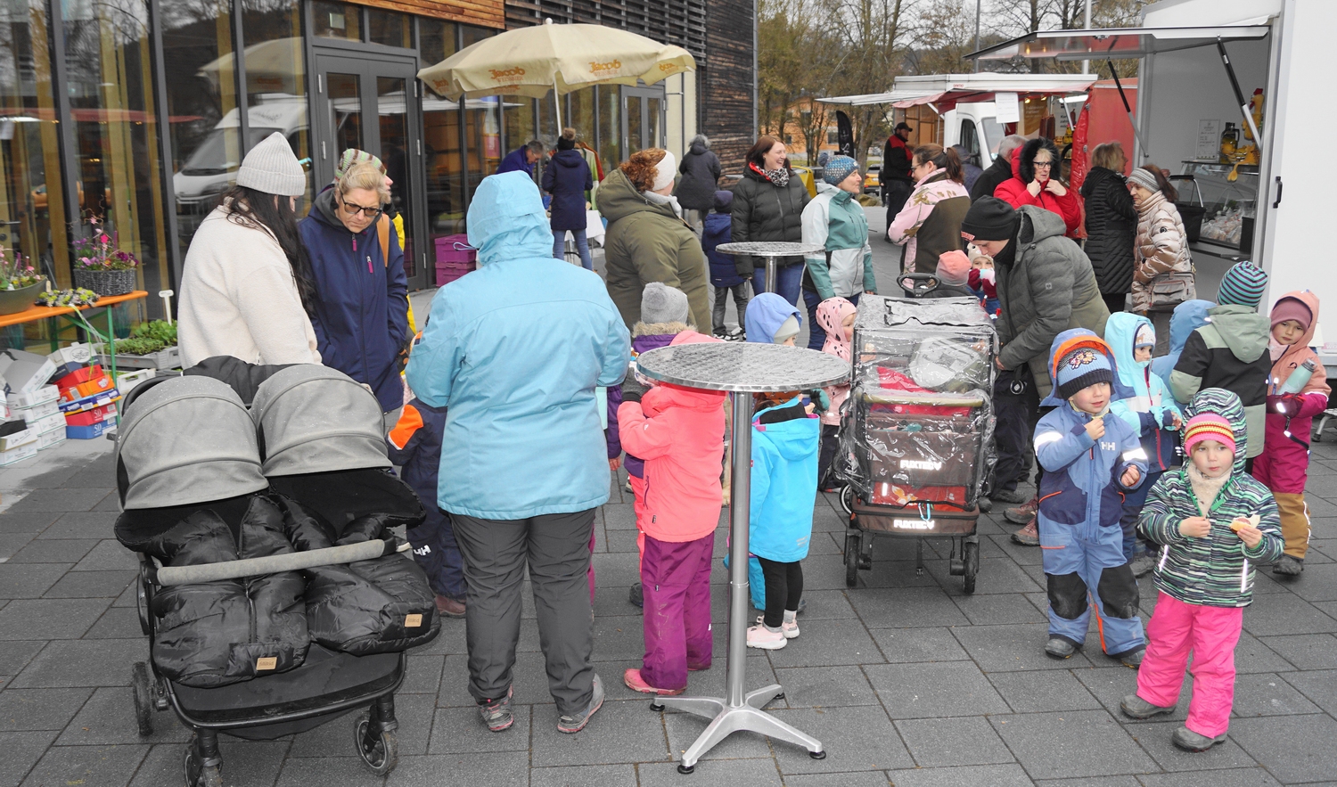 Leider haben wir keinen Alternativtext zu diesem Bild, aber wir arbeiten daran.